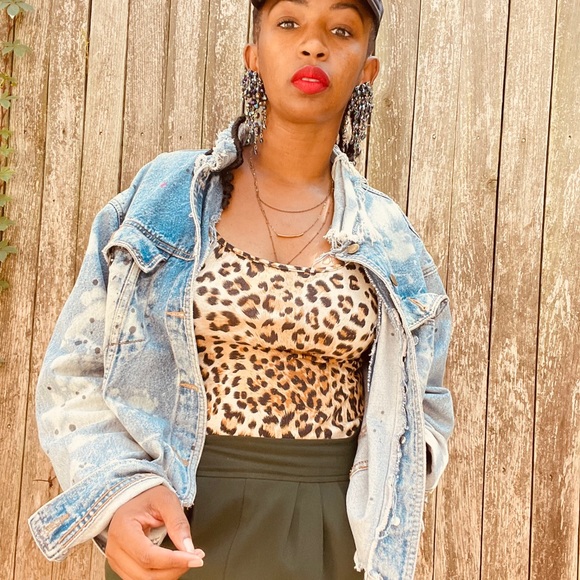 Beautiful and dope earrings - Picture 4 of 5